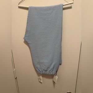 Onia Men Small Pull-On Stretch Seersucker Pant in Blue Sand